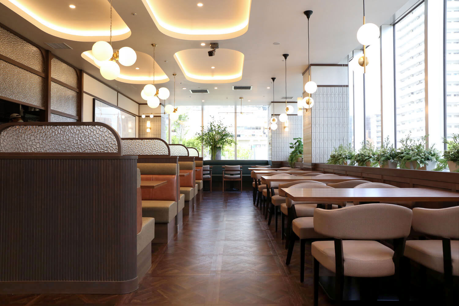 カフェ・ド・デイジイ　川口リリア店の植栽ディスプレイ